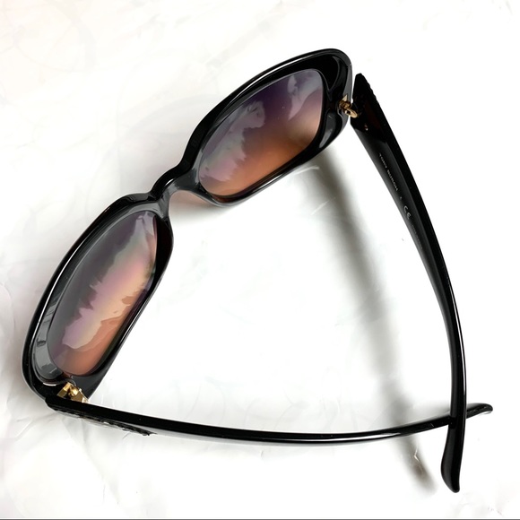 TORY BURCH Oversize Frame Sunglasses - Picture 2 of 8